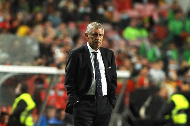 开元棋牌试玩-龟派大师桑托斯:战术死板到极致 遇三后卫就歇菜