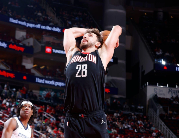 开元棋牌试玩-杜兰特申京合砍66分,火箭守住西部第四!但一战也出现两个隐患